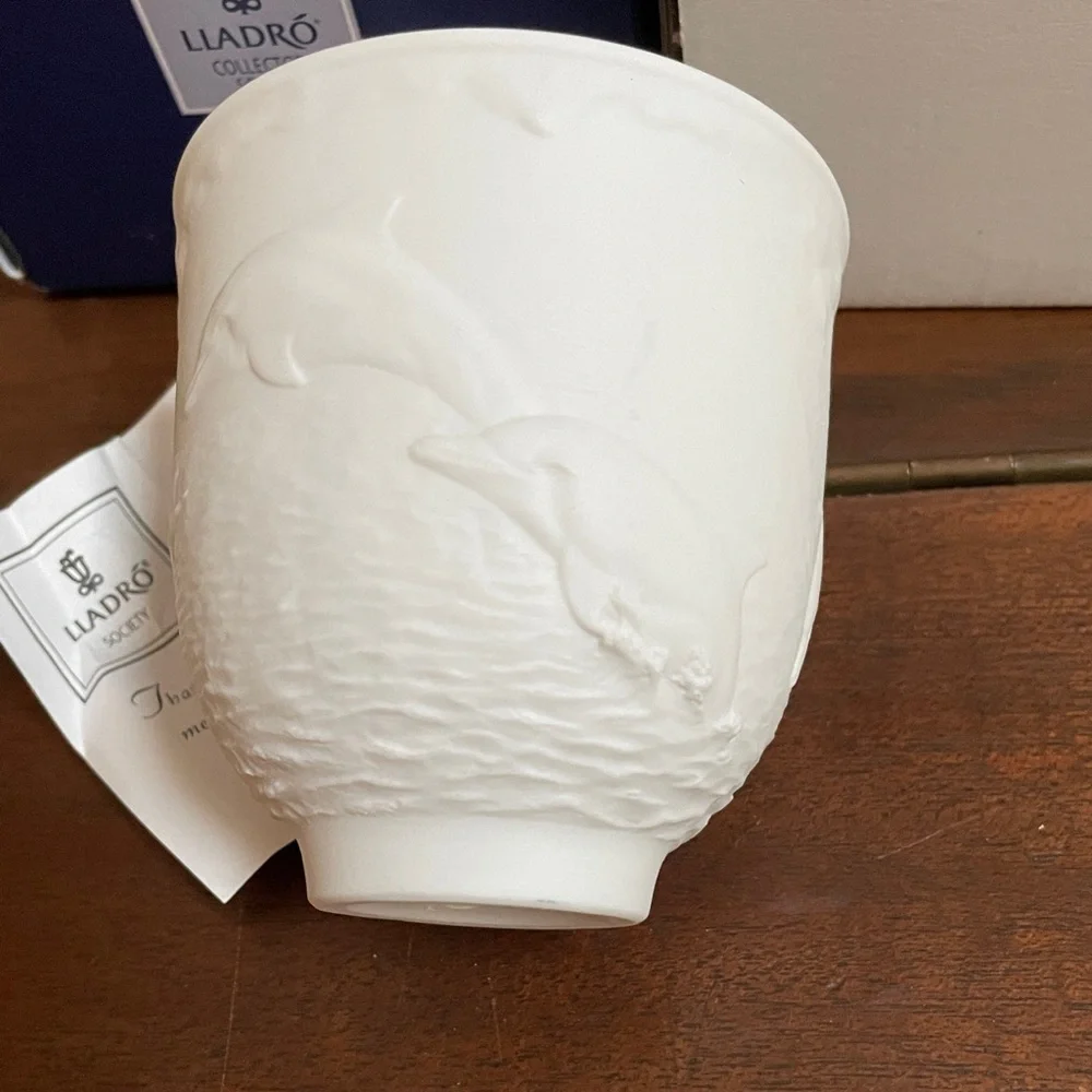 Lladro Collectors Society 1998 Member Gift Dolphins Swimming Cup Candle Holder - Picture 12 of 13